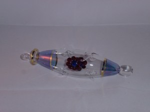 11 cm mouth blown, hand painted and hand cut SEK 80,- Sending to you cost 20,- SEK extra. 